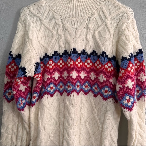 St. John's Bay Turtleneck Sweater, Size L - Picture 2 of 10